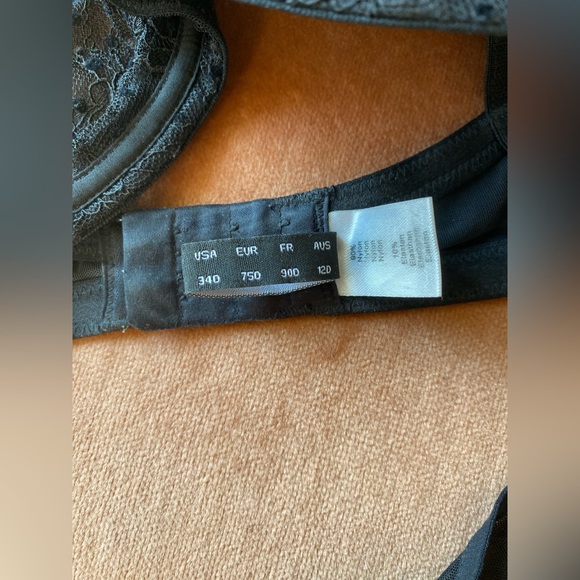 Lace set - Picture 3 of 3